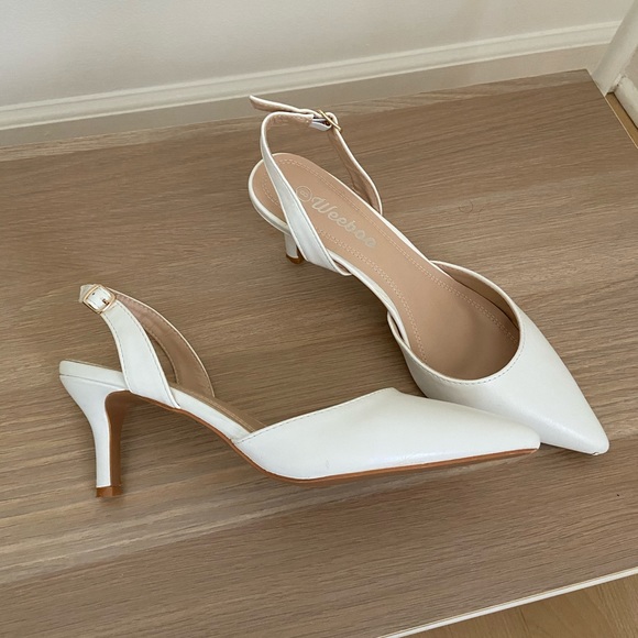 Heels - Picture 2 of 4